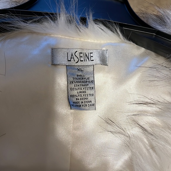 Laseine faux fur vest soft beautiful - Picture 2 of 4